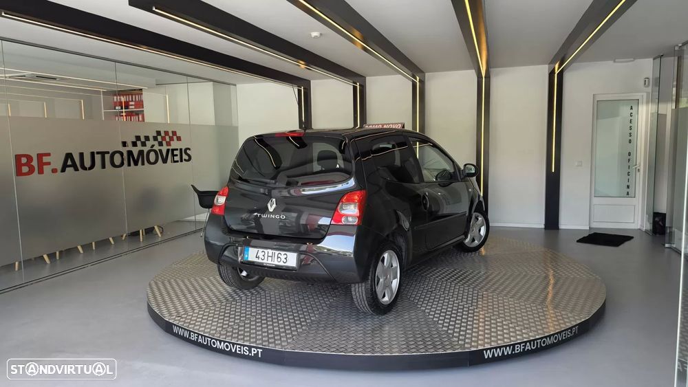Renault Twingo 1.5 dCi Dynamique S - 21