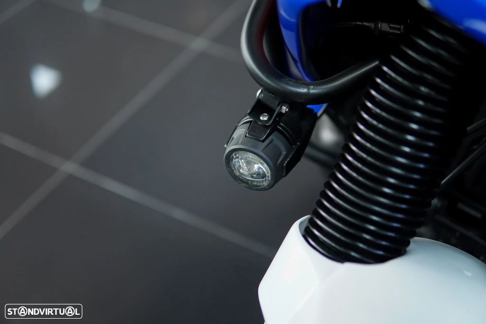 Honda Africa Twin 750 Adventure - 18