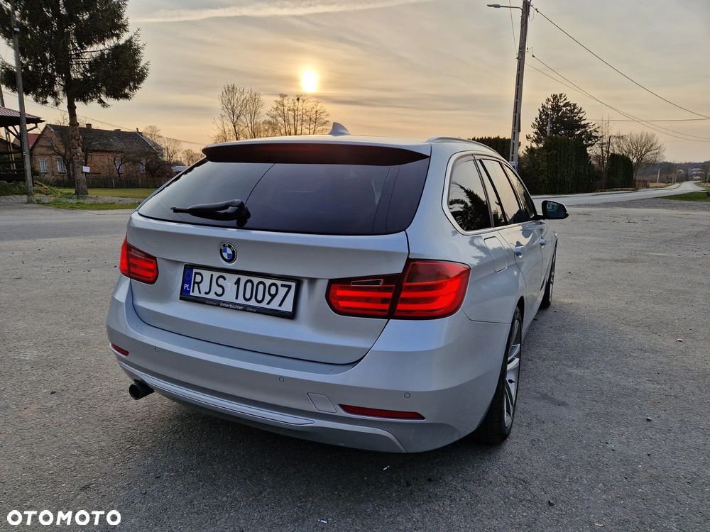 BMW Seria 3 320d xDrive - 4