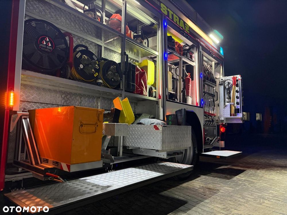 Mercedes-Benz Mercedes Atego GBA Wóz Strażacki Woda+Piana, Wysokie prześwity, Maszt oświetleniowy - 34