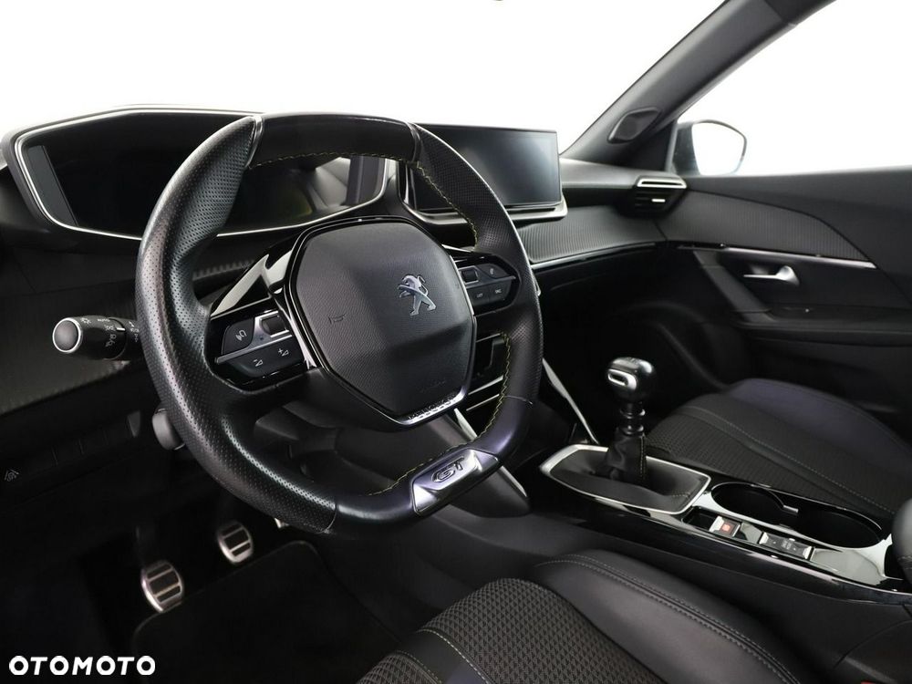 Peugeot 2008 1.2 PureTech GT S&S - 15