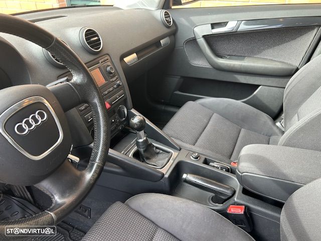 Audi A3 Sportback 2.0 TDi S-line - 13