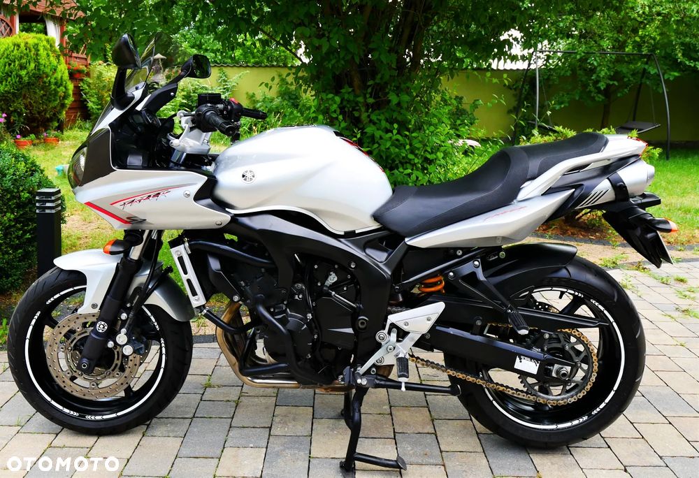 Yamaha FZ6 - 15