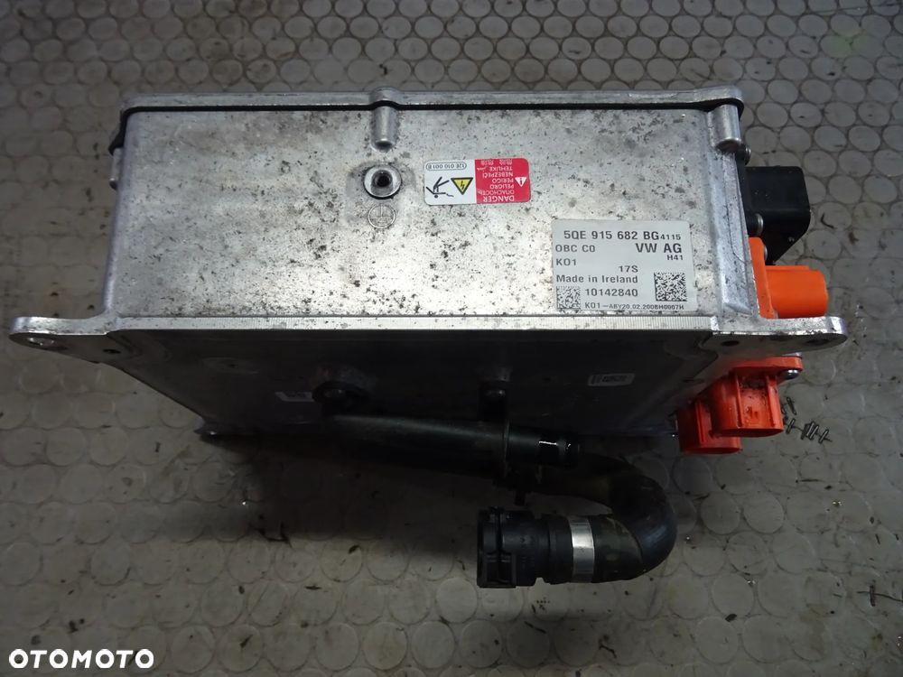 5QE915682BG Ladowarka Akumulator 1.4 TSI Etron Audi A4 Golf VII czesci - 2
