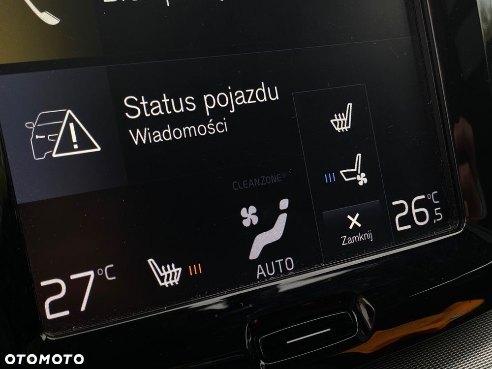 Volvo XC 60 B5 D AWD Inscription - 33
