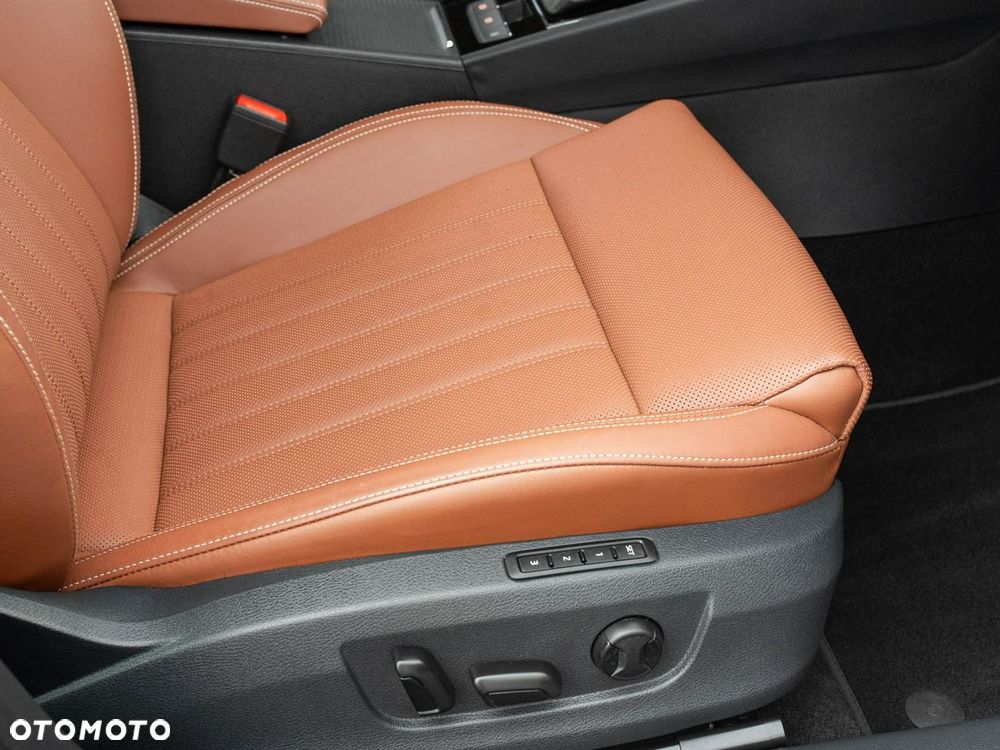 Skoda Superb 2.0 TDI SCR 4x4 L&K DSG - 31