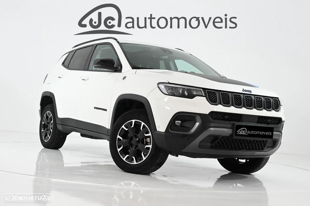 Jeep Compass 1.3 TG Trailhawk - 37