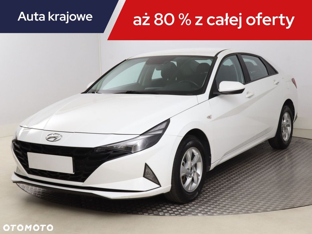 Hyundai Elantra - 3