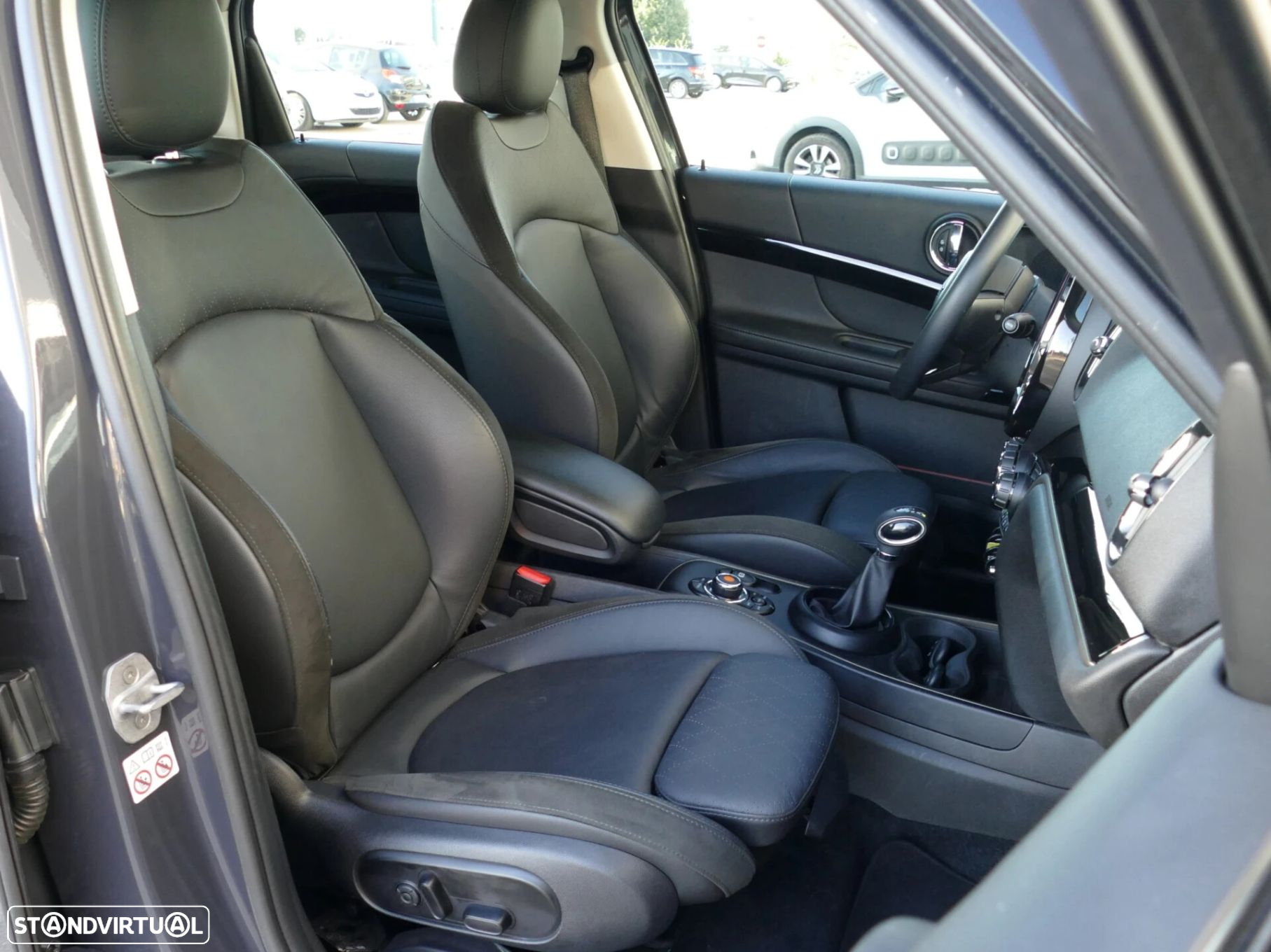 MINI Countryman Cooper SE ALL4 Auto - 30
