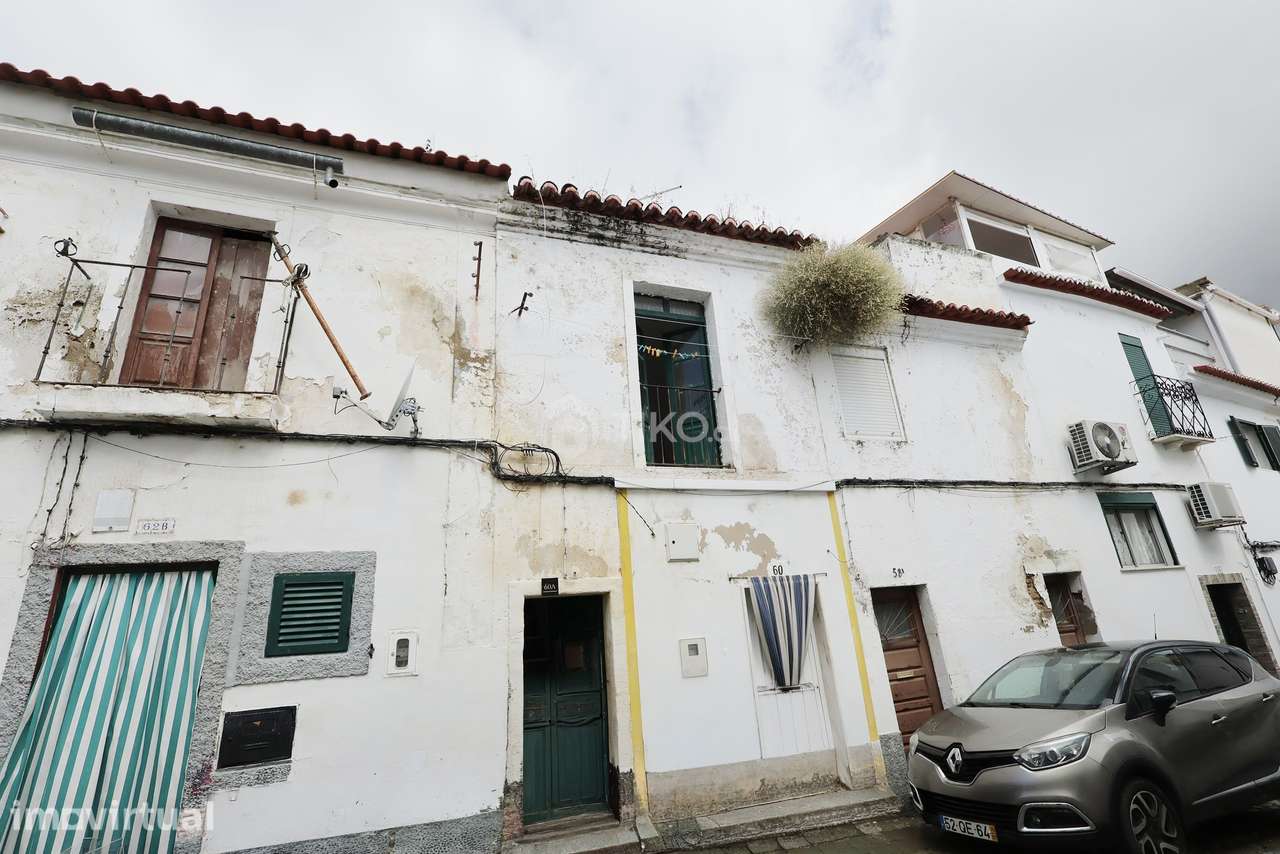 MORADIA T3 EM CAMPO MAIOR — INVESTIMENTO COM POTENCIAL - Grande imagem: 5/24