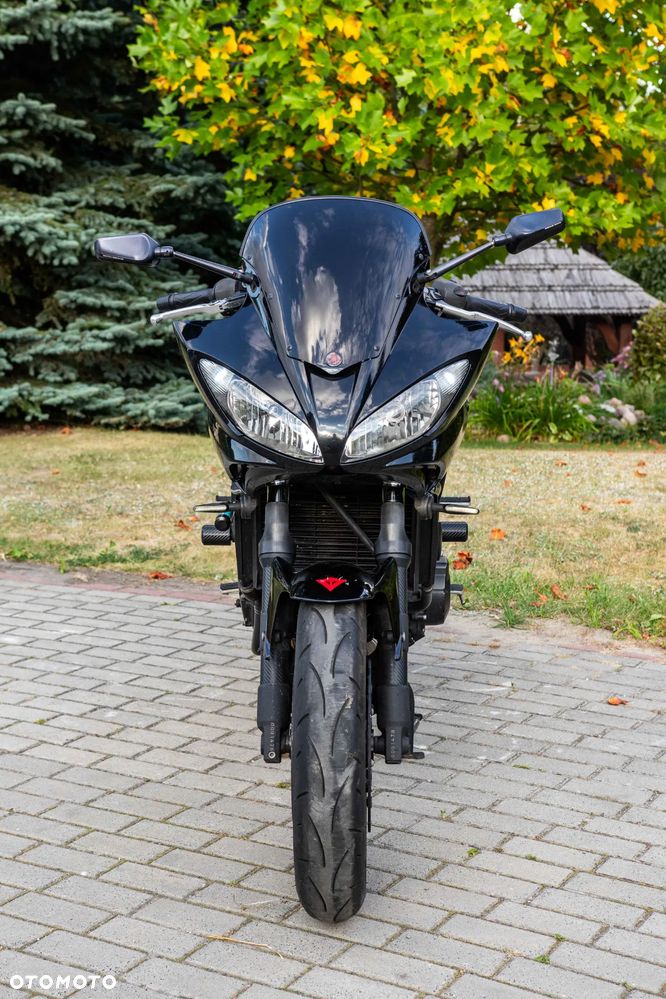 Yamaha FZ6 - 8