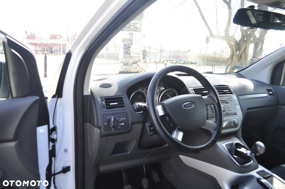 Ford Kuga 2.0 TDCi Trend - 6