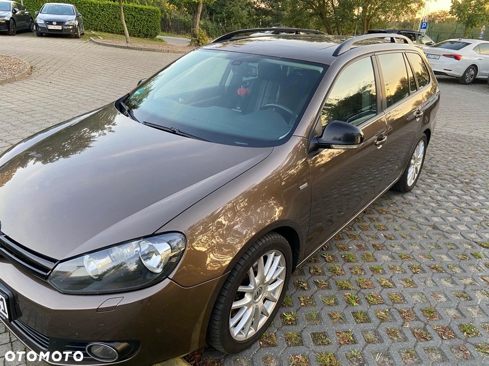 Volkswagen Golf 2.0 TDI DPF DSG MATCH - 1