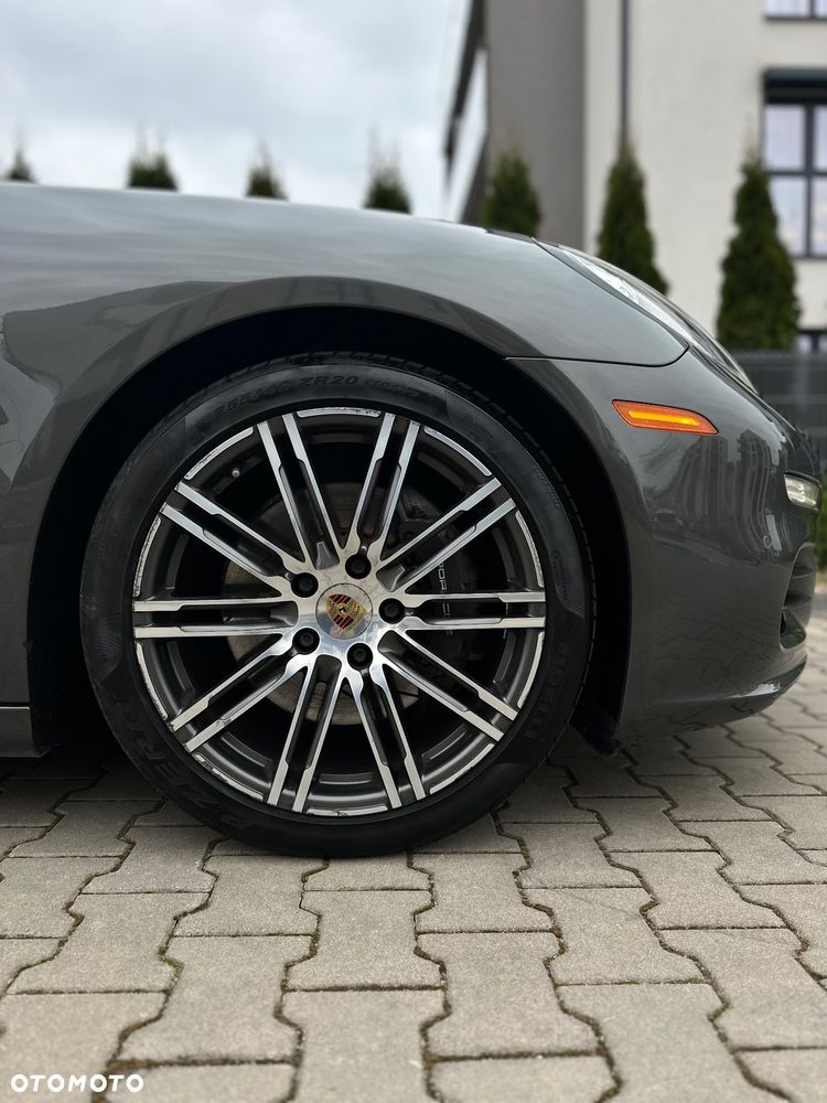 Porsche Panamera - 30