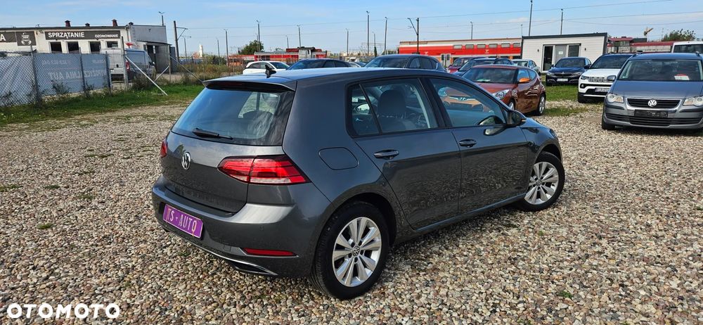 Volkswagen Golf - 4