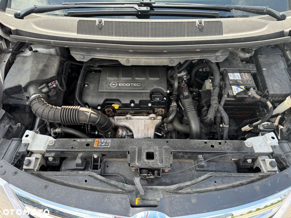 Opel Zafira - 17