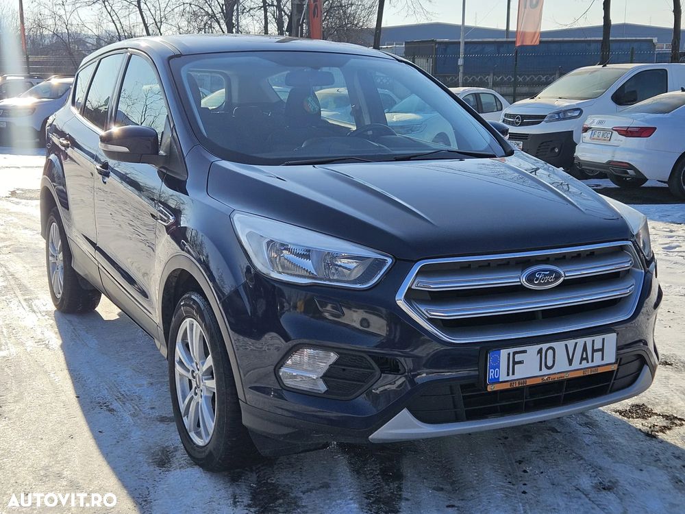 Ford Kuga - 2