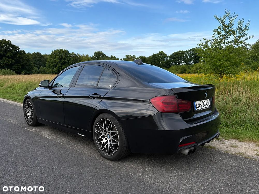 BMW Seria 3 328i Sport Line - 5