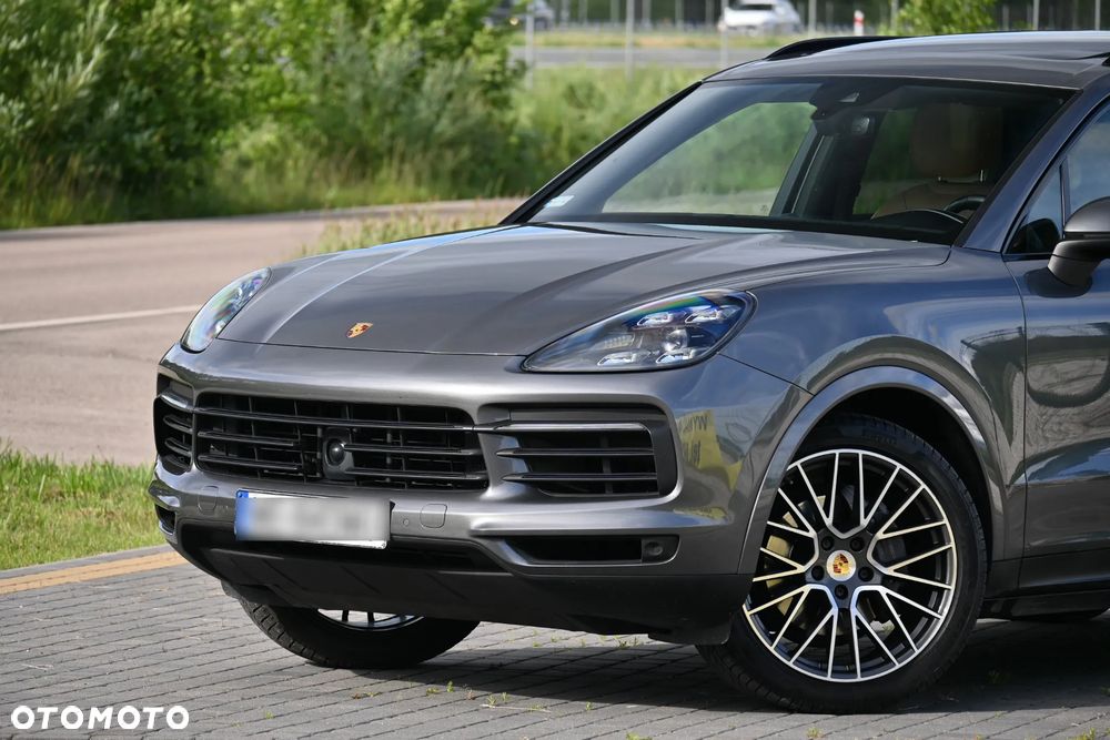 Porsche Cayenne Platinum Edition - 7