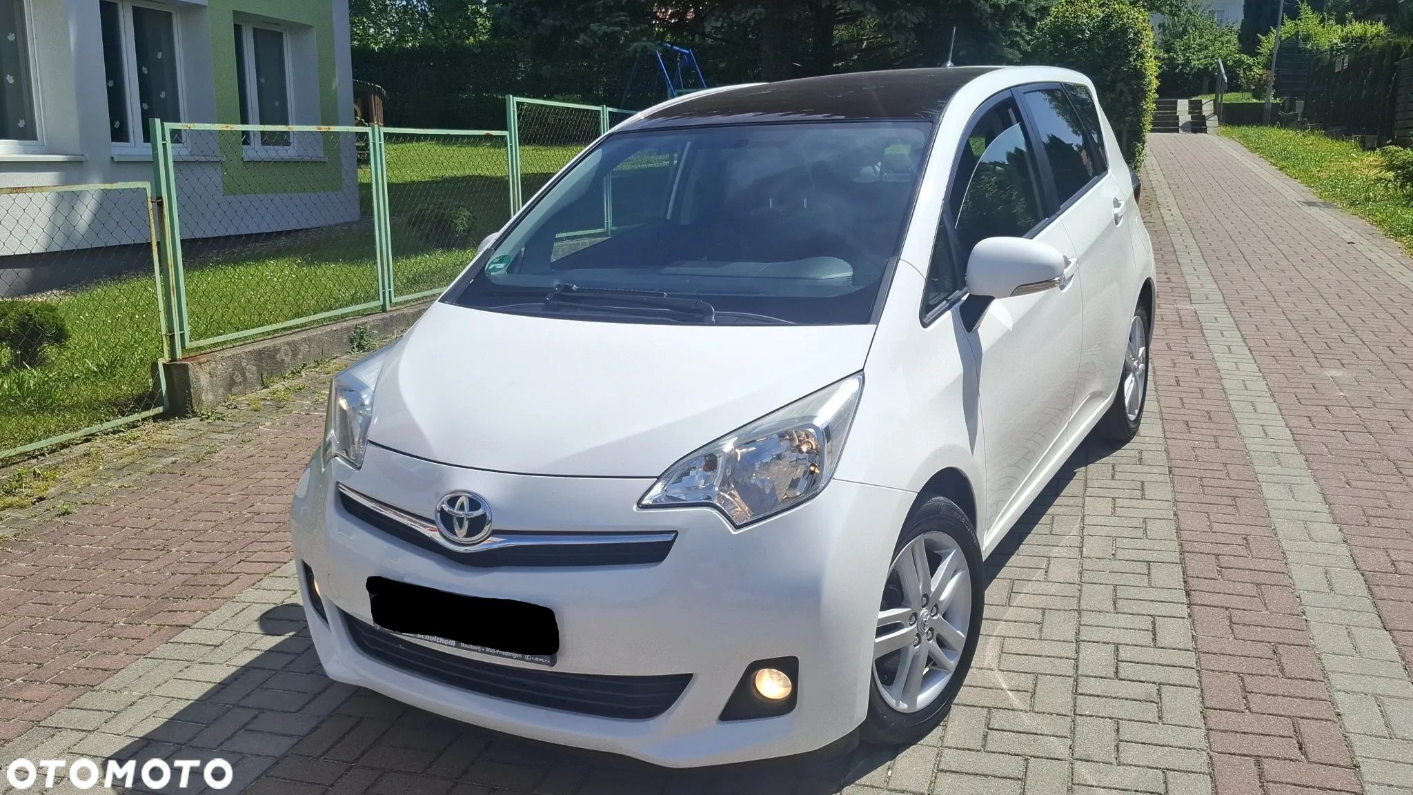 Toyota Verso S 1.33 Premium - 1