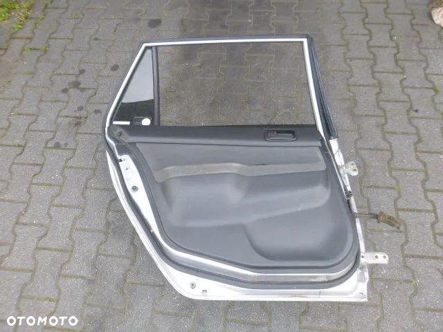 DRZWI LEWY TYŁ LEWE TYLNE KOMPLETNE MITSUBISHI LANCER 03-08 - 19