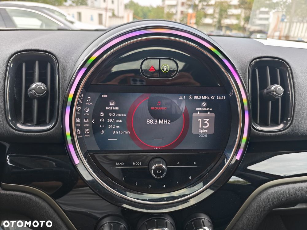 MINI Countryman Cooper All4 Essential Trim - 22