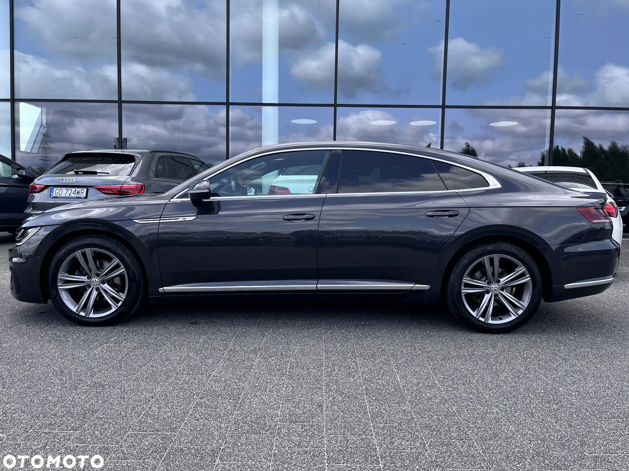 Volkswagen Arteon 2.0 TDI SCR R-Line DSG - 4