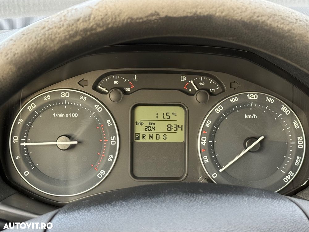 Skoda Octavia 1.9 TDI DPF DSG Ambiente - 12