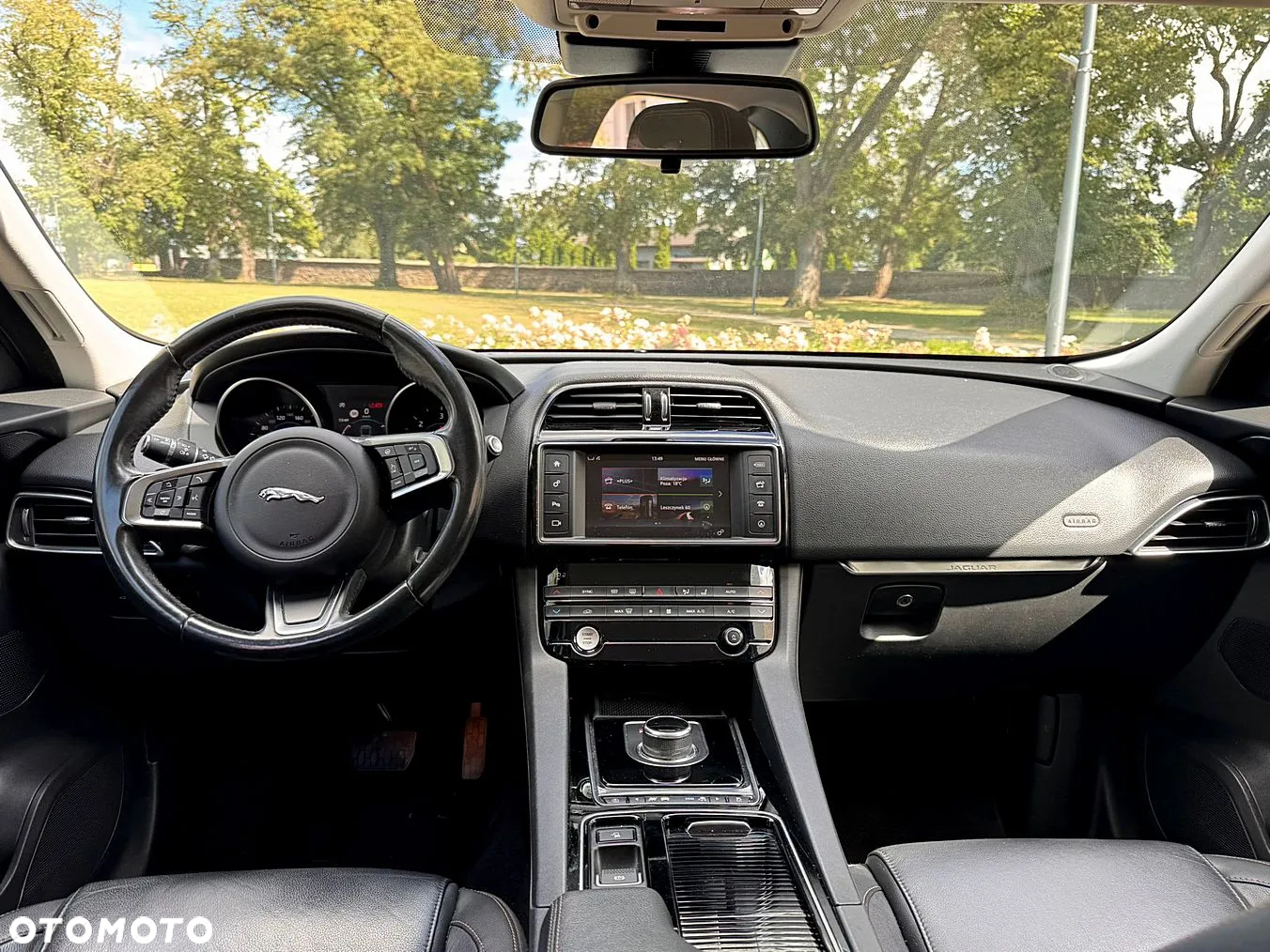 Jaguar F-Pace 2.0 i4D AWD Prestige - 16