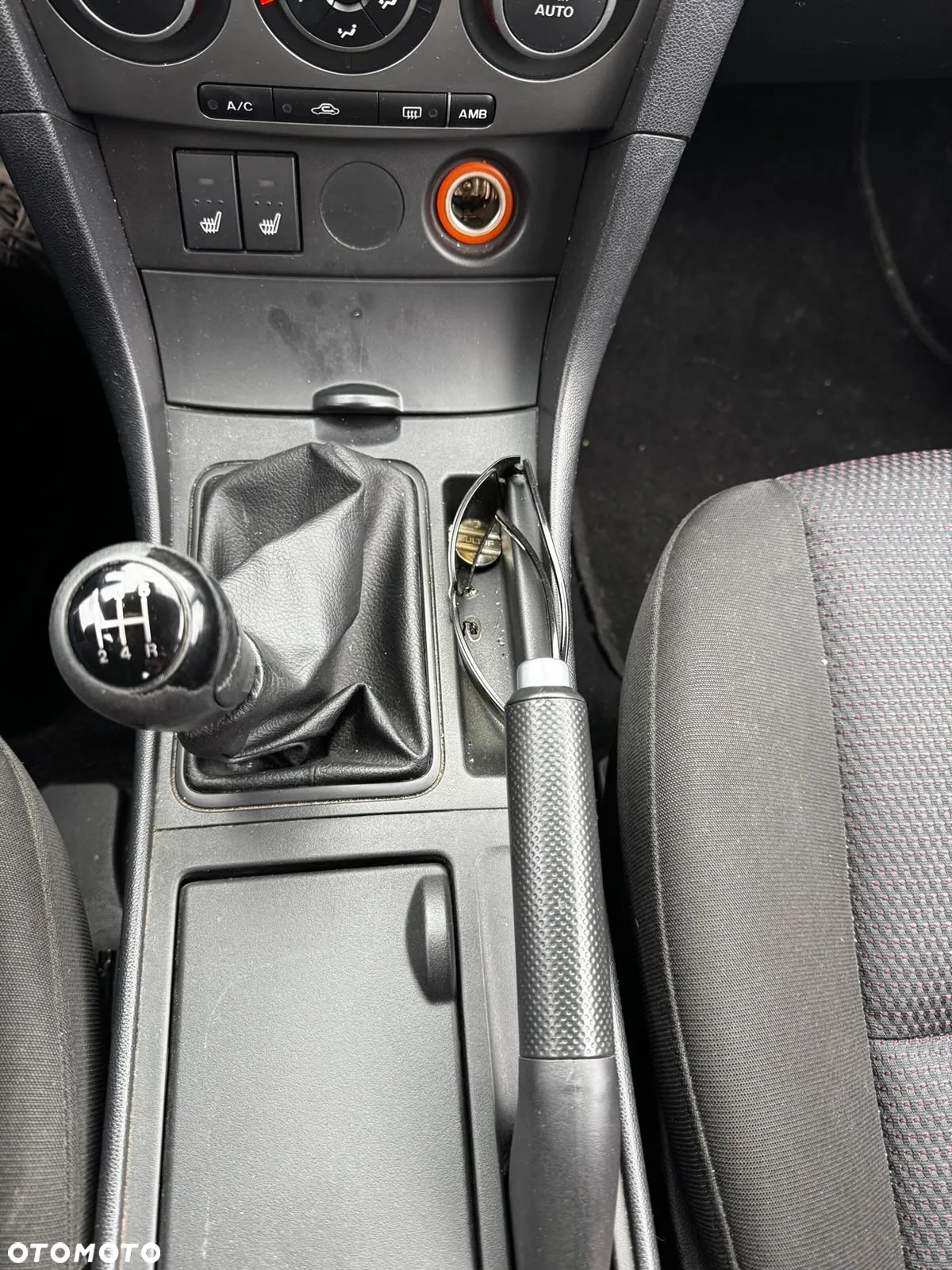 Mazda 3 1.6 Exclusive - 4