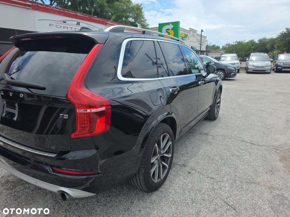 Volvo XC 90 - 3