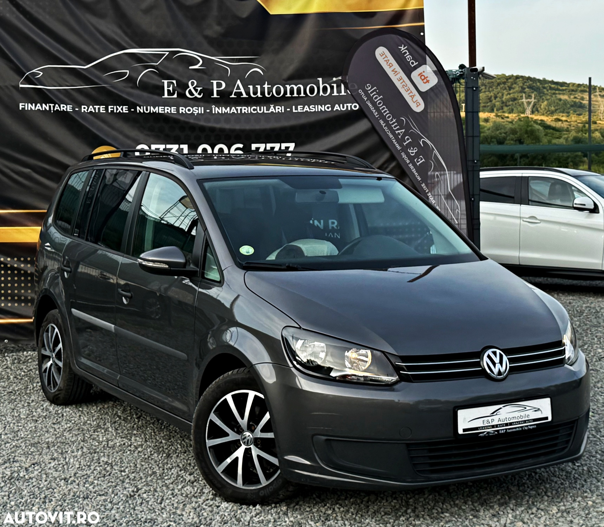 Volkswagen Touran 1.6 TDI BlueMotion Technology Comfortline - 2