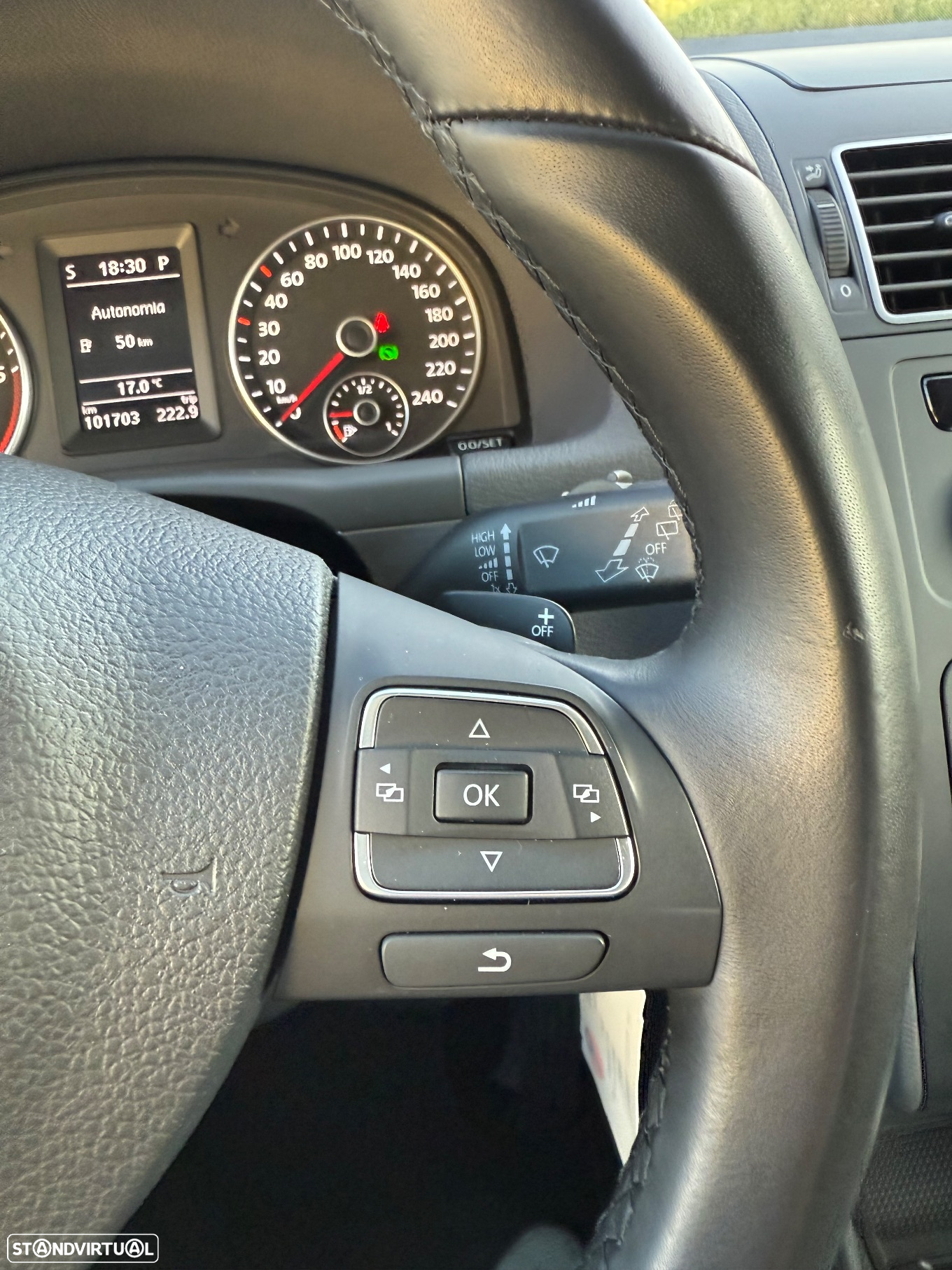 VW Touran 1.6 TDI DPF BlueMotion DSG Comfortline - 14