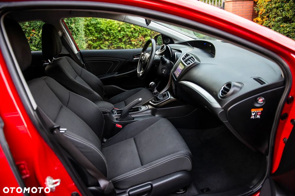 Honda Civic 1.8 i-VTEC Comfort - 36