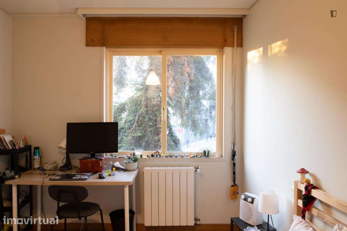 Quarto - localizado em Cedofeita Porto - Grande imagem: 2/14
