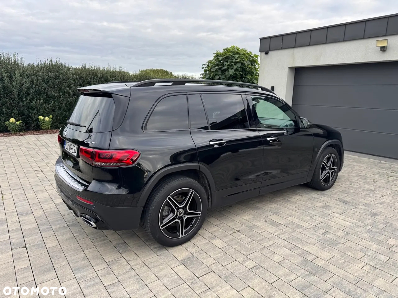 Mercedes-Benz GLB 250 4-Matic AMG Line 8G-DCT - 6