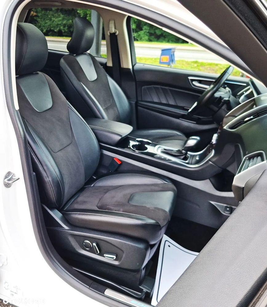 Ford Edge 2.0 TDCi Bi-Turbo 4x4 ST-LINE - 22