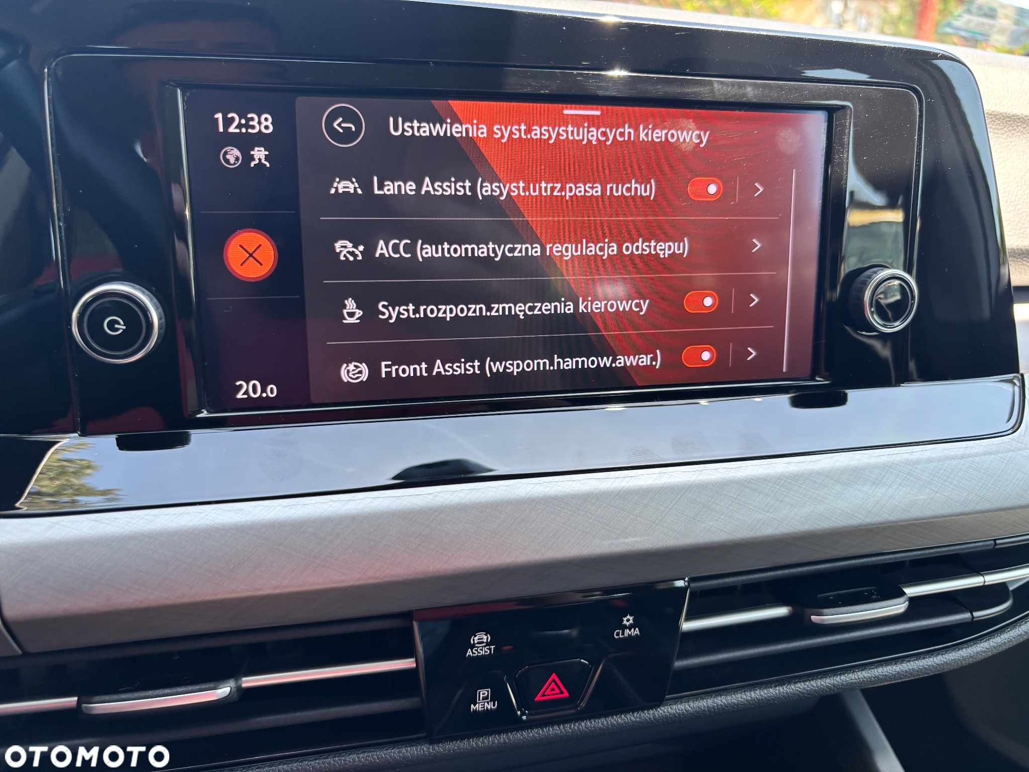 Volkswagen Golf VIII 1.5 TSI EVO Life - 23