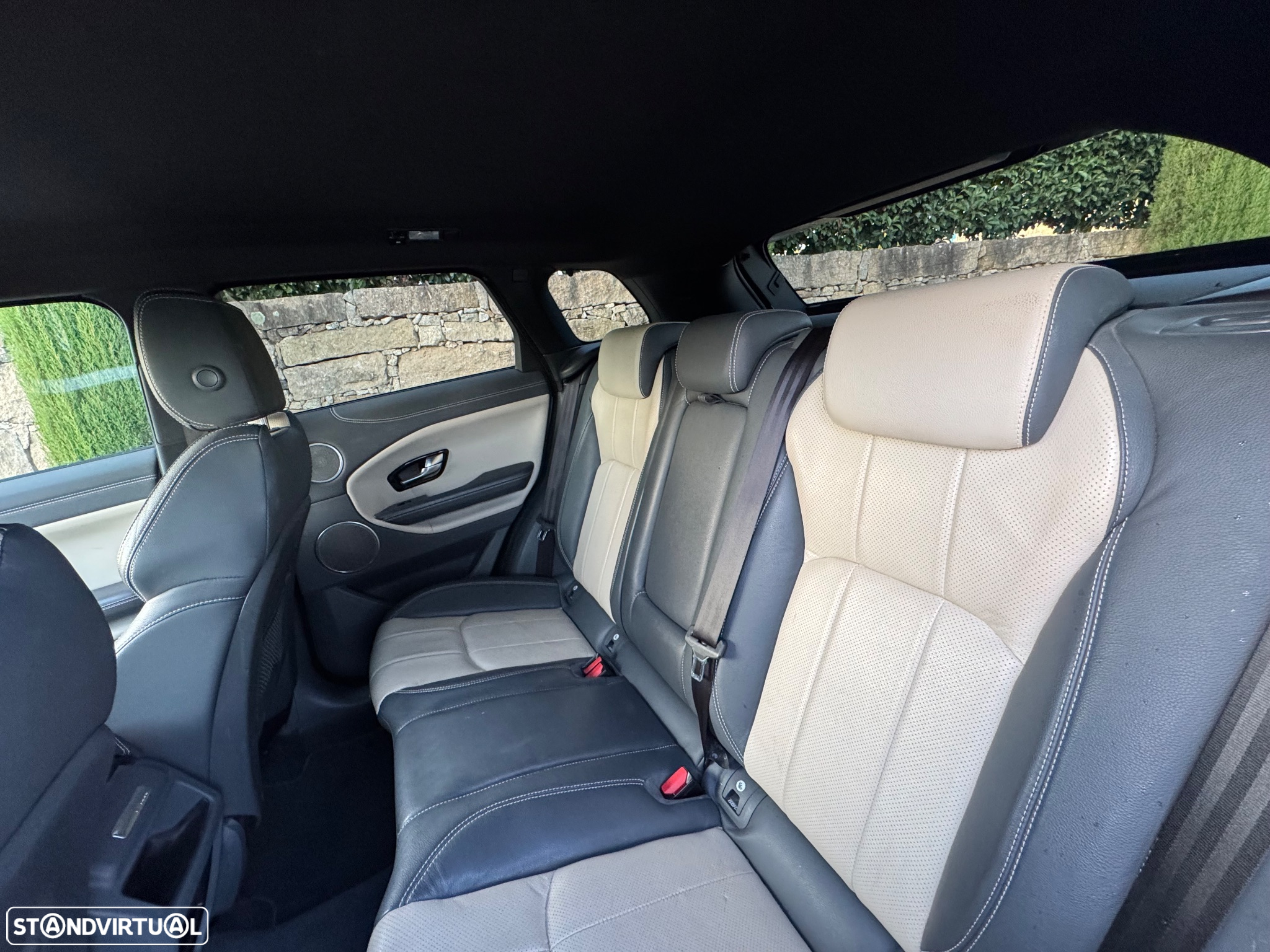 Land Rover Range Rover Evoque 2.0 TD4 SE Dynamic Special Edition - 17