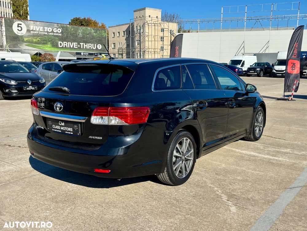 Toyota Avensis Combi 2.0 D-4D Comfort - 5