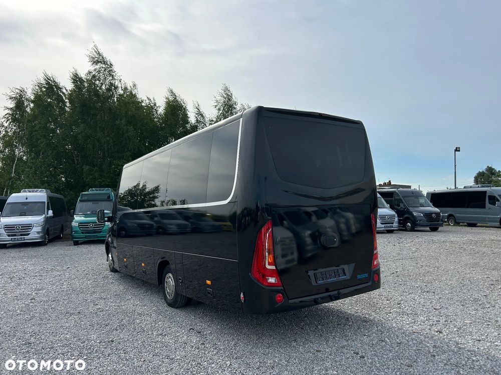 Mercedes-Benz Sprinter 519 - 8
