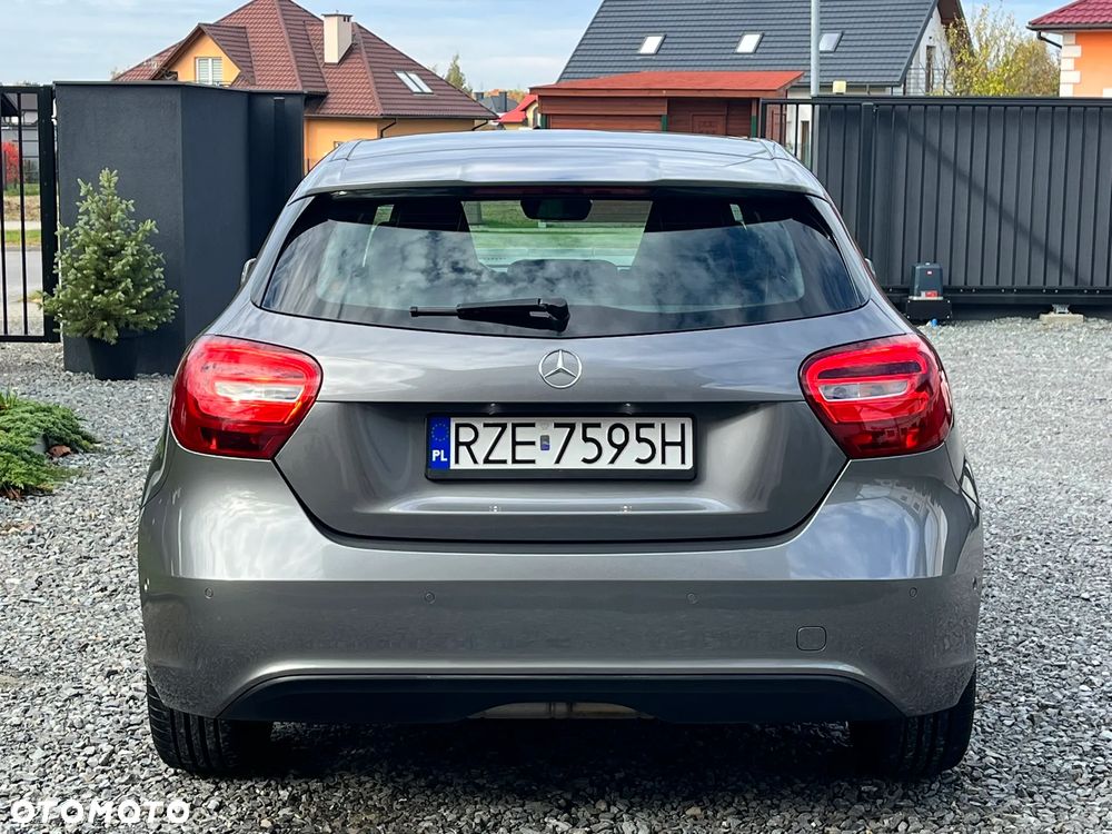 Mercedes-Benz Klasa A 180 BlueEfficiency Edition - 12