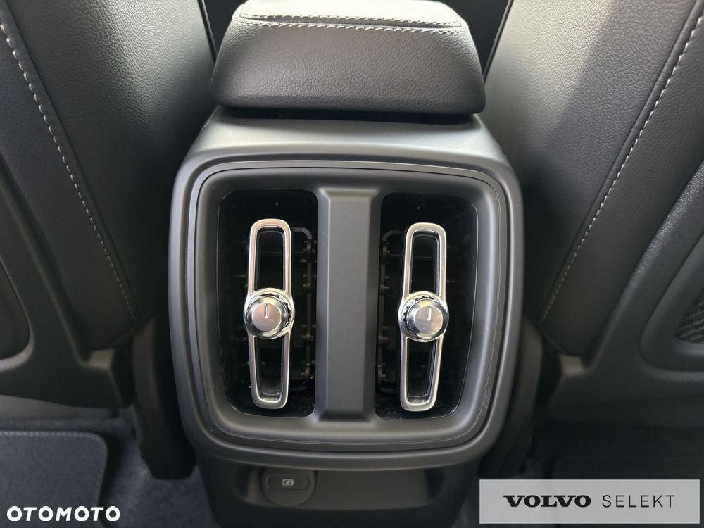 Volvo XC 40 - 21