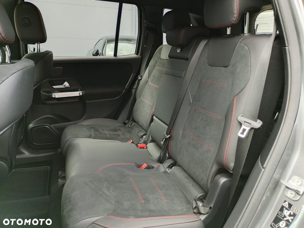 Mercedes-Benz GLB 200 mHEV AMG Line 7G-DCT - 4