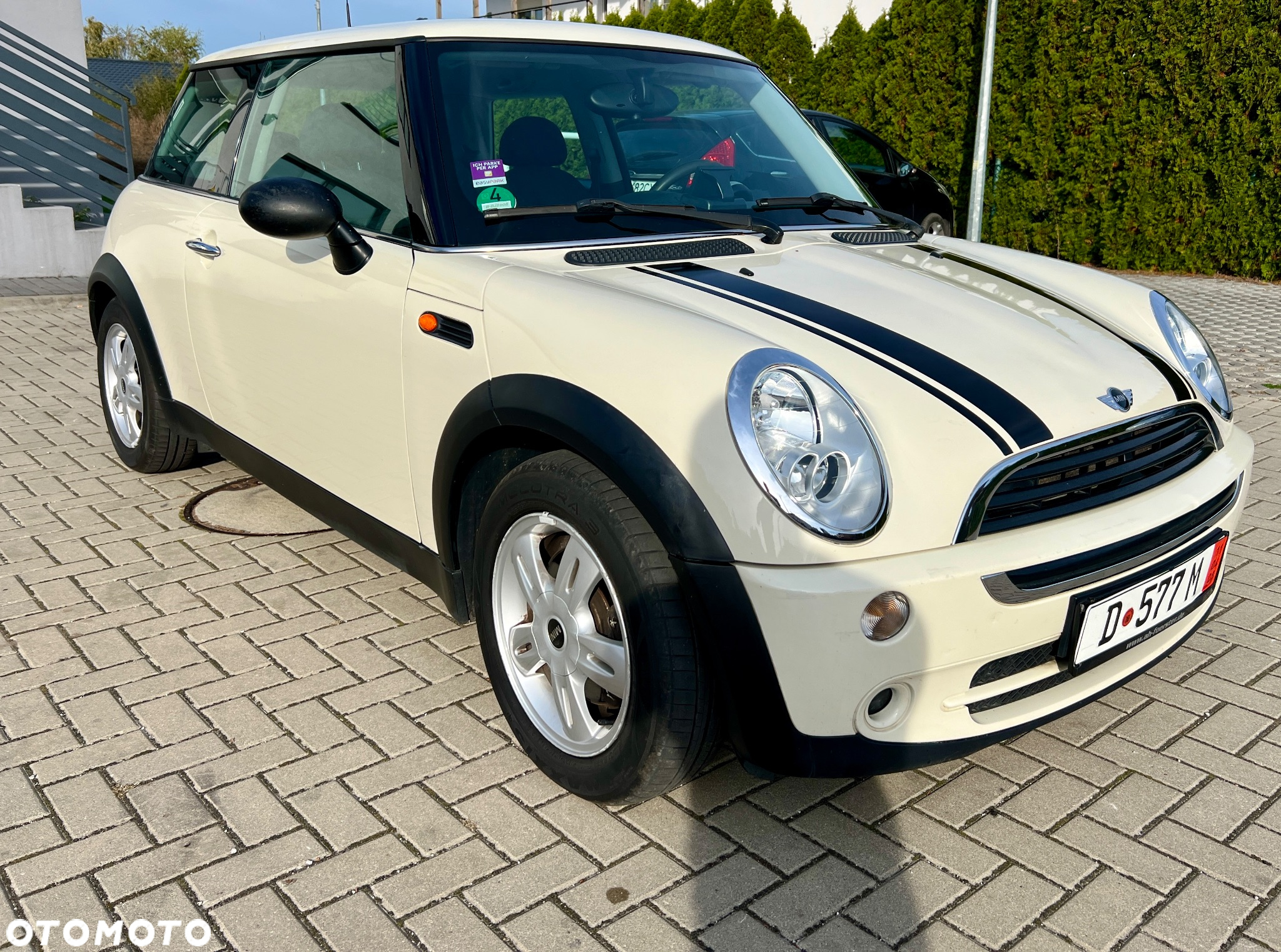 MINI ONE Standard - 3