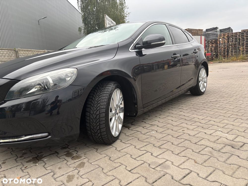 Volvo V40 D2 Momentum - 10