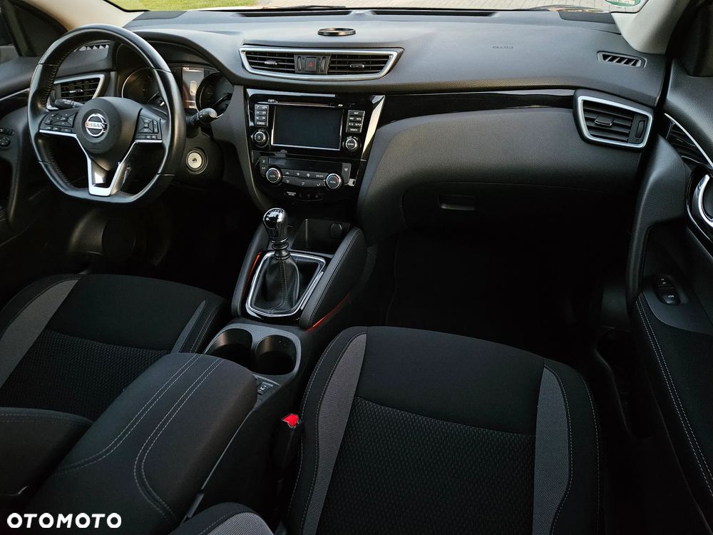 Nissan Qashqai 1.6 dCi Visia S&S - 22