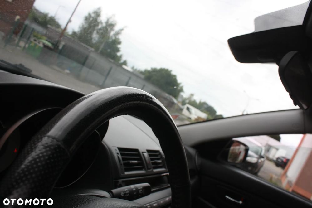 Mazda 3 1.6 Sport Active - 17