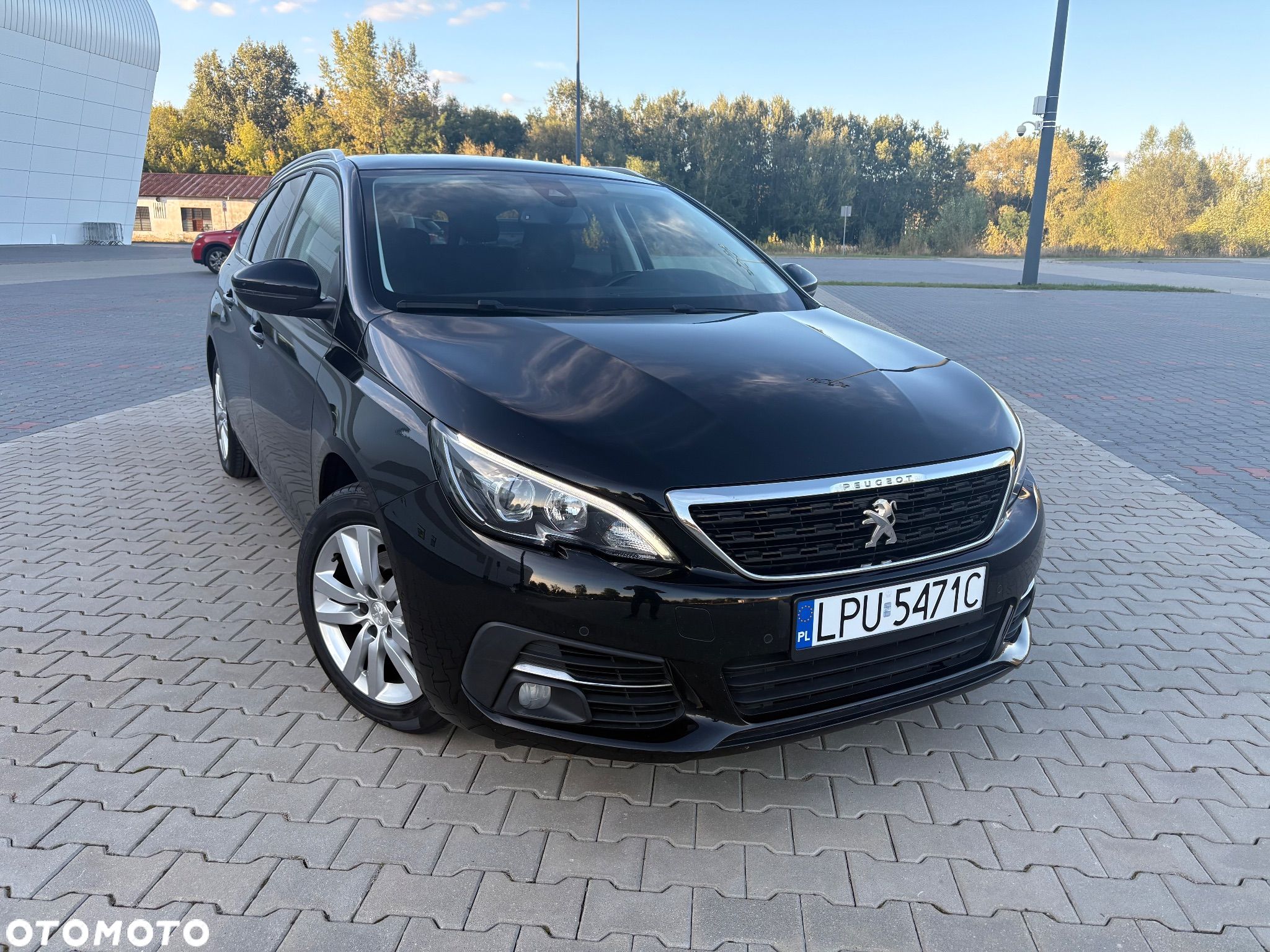 Peugeot 308 1.6 BlueHDi Business Line S&S - 1