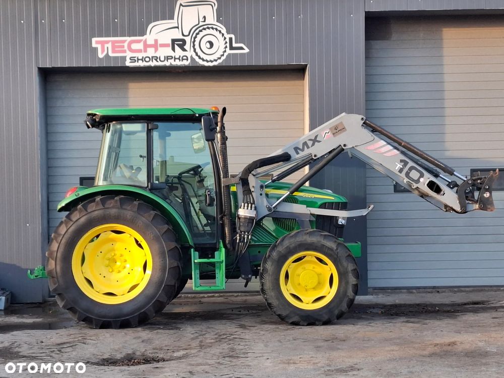 John Deere 5820 - 1